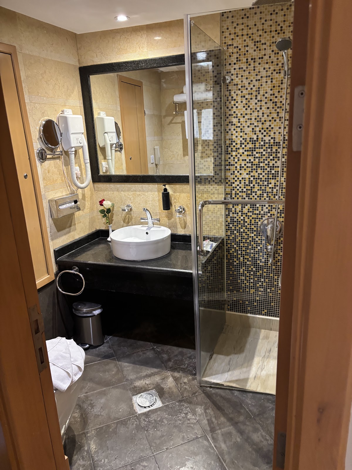 Emaar Grand Hotel Mecca - Image 3